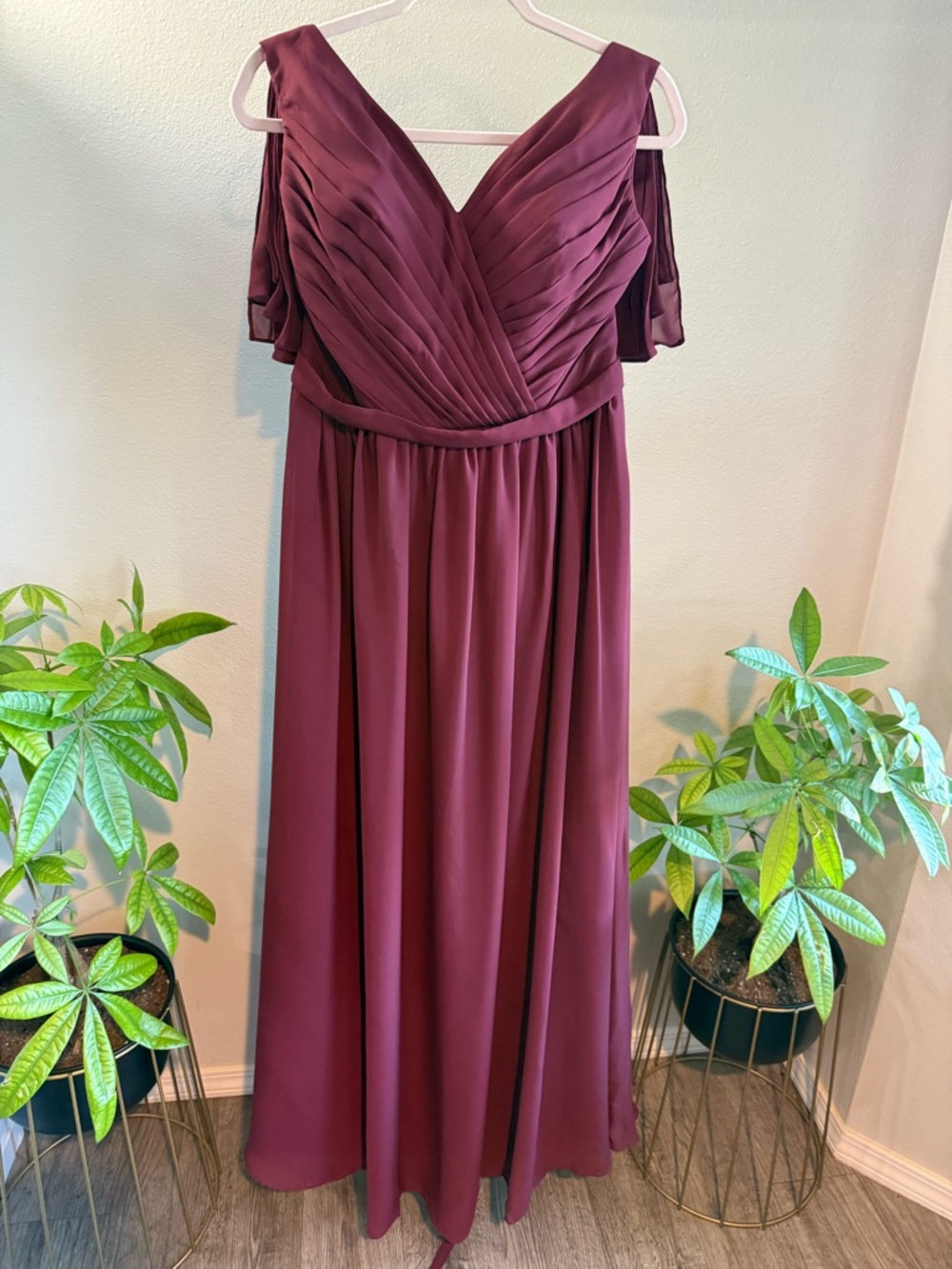 Burgundy Formal Maxi Dress – Size 14